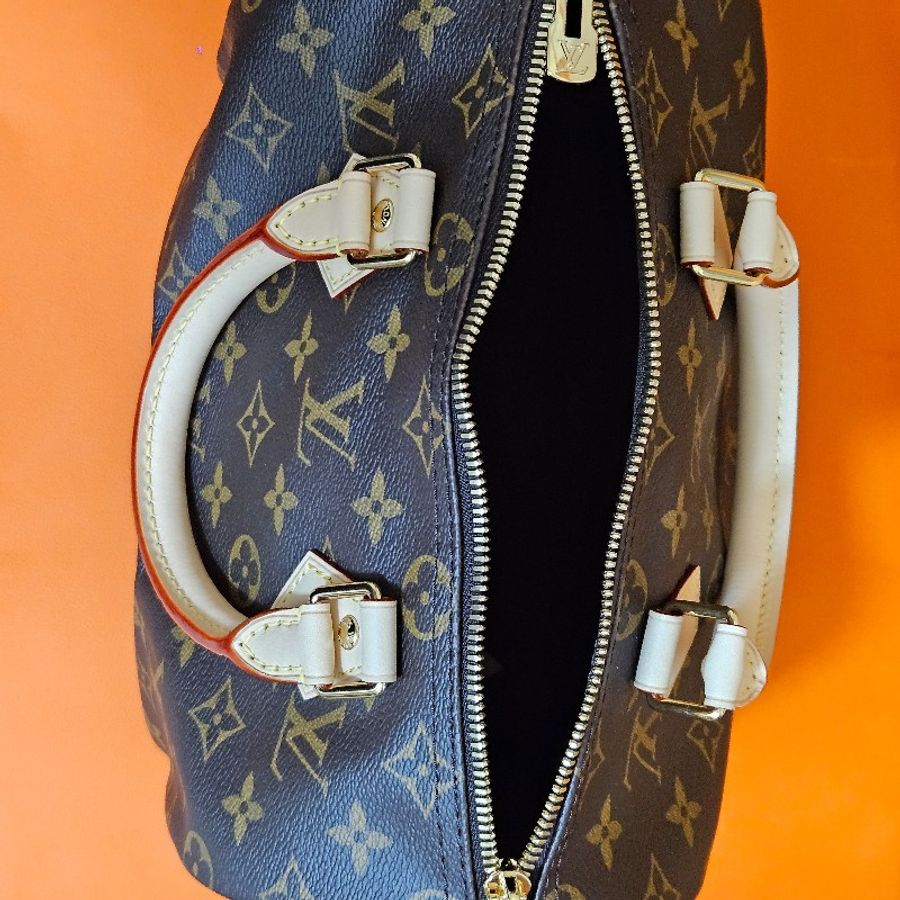 LV 全新真品 M46977 Speedy Bandoulière 25 Louis Vuitton 剛從歐洲帶回-4