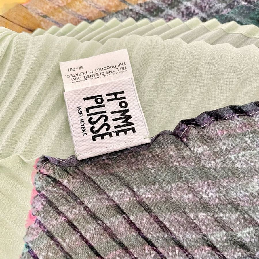 Homme Plisse 限量聯名 方巾-2