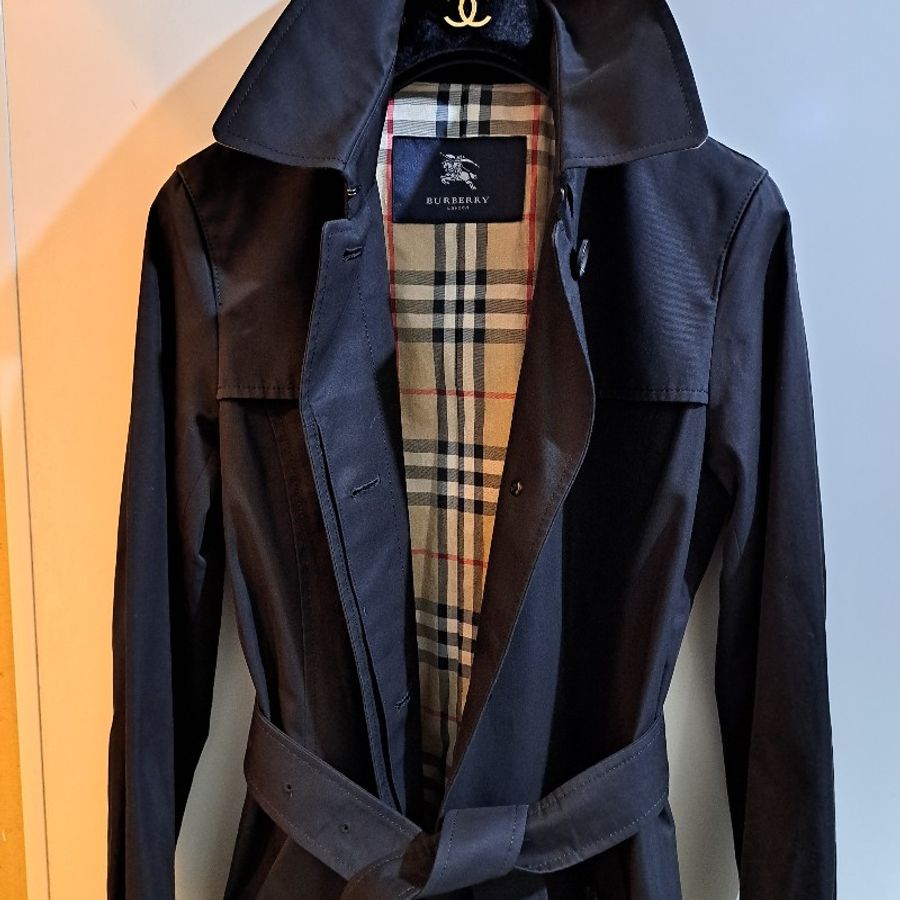 女M碼／Burberry London 女神長款風衣／經典NOVA 格紋/長90cm-0