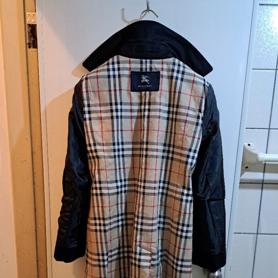 女M碼／Burberry London 女神長款風衣／經典NOVA 格紋/長90cm-17