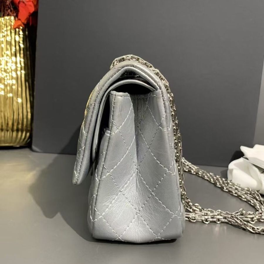 Chanel香奈兒2.55小號銀色牛皮銀扣雙蓋鏈條包,鐳射24開-3
