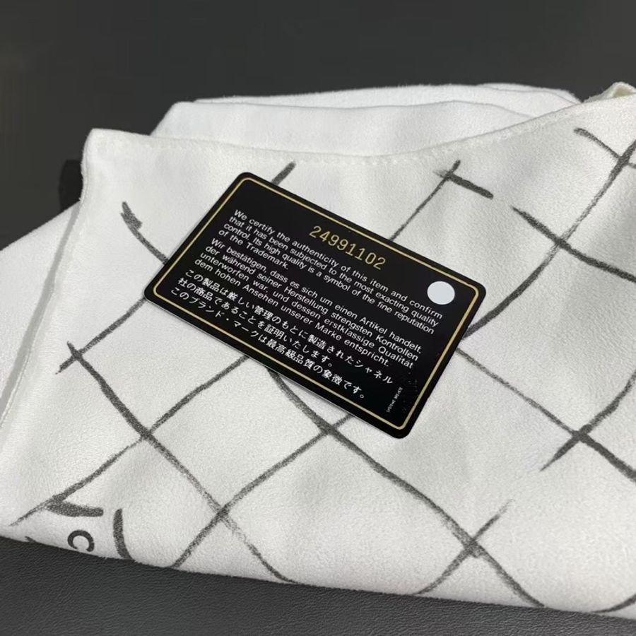 Chanel香奈兒2.55小號銀色牛皮銀扣雙蓋鏈條包,鐳射24開-8