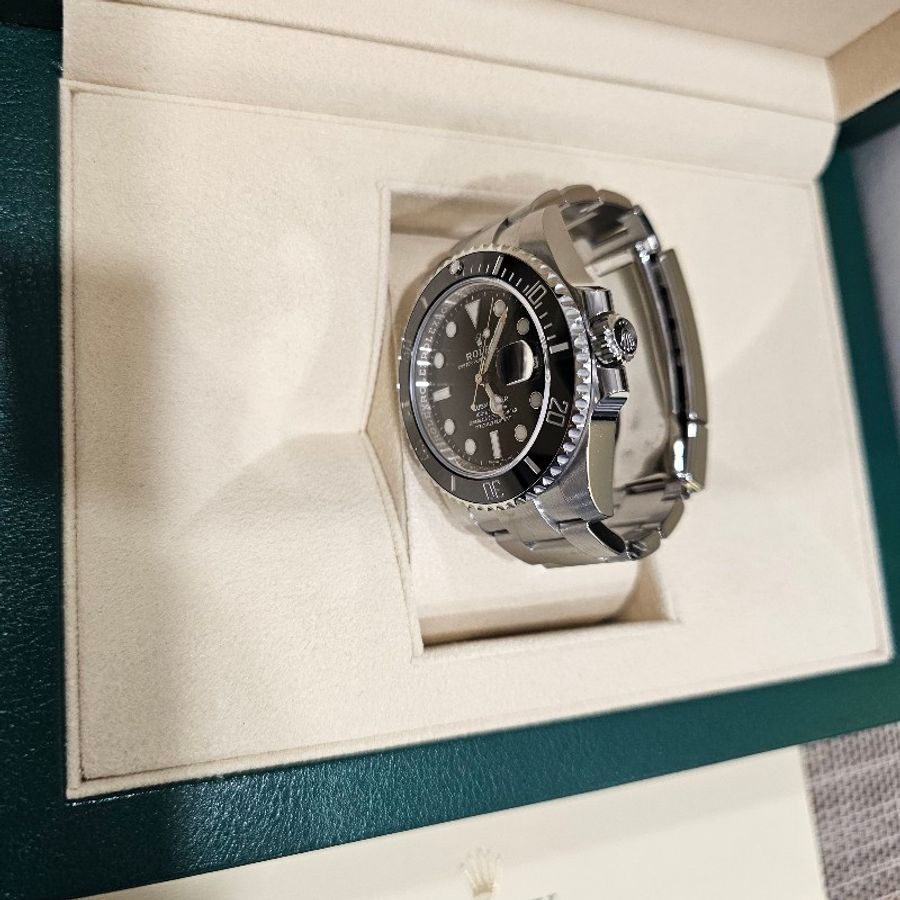 Rolex Submariner Date-5