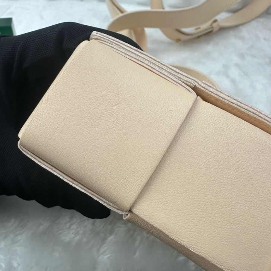 Bottega Veneta 小豆腐迷你編織包 Mini粉色羊皮 單肩包-7