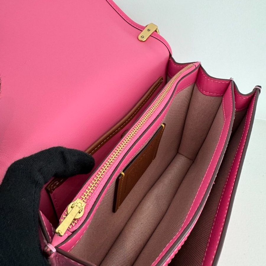 COACH hero C8449 復古金屬馬車LOGO翻蓋三層兩用包-6