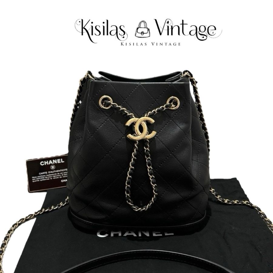 Chanel 小牛皮水桶-0