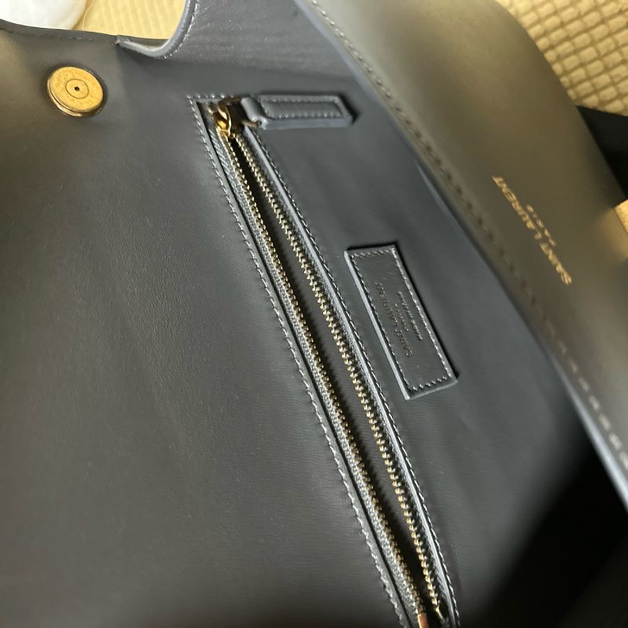 Saint Laurent Carré Handbags-8