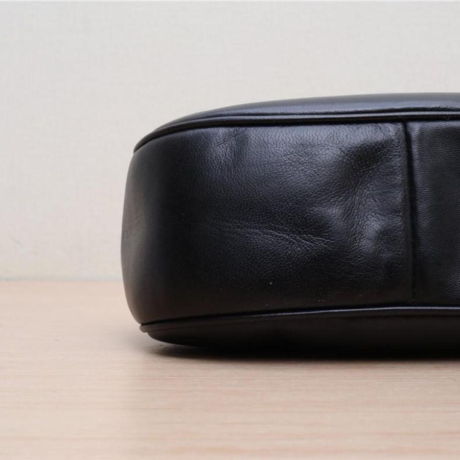CHANEL(香奈兒) 中古 黑金羊元寶手提包 黑色  4開 金扣-3