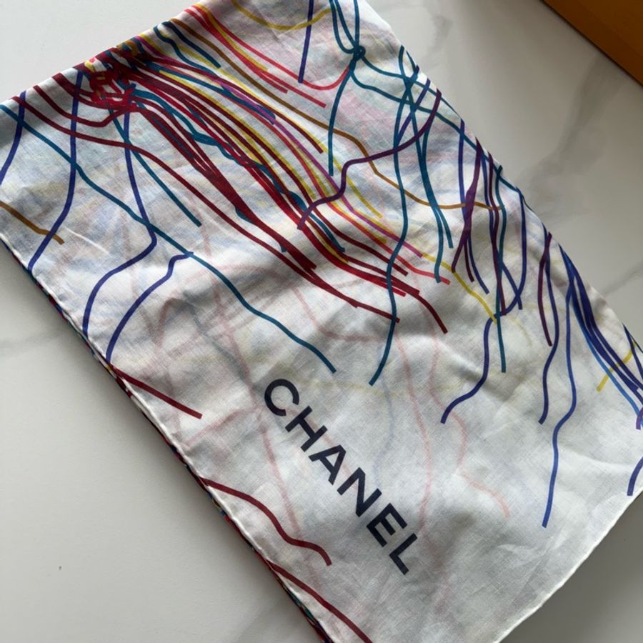 🧣98新閒置CHANEL 雙C線條塗壓款款長圍巾/披巾💋💋-6