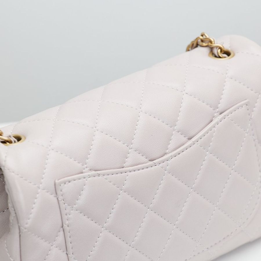 Chanel 香芋紫金球 cf20-23