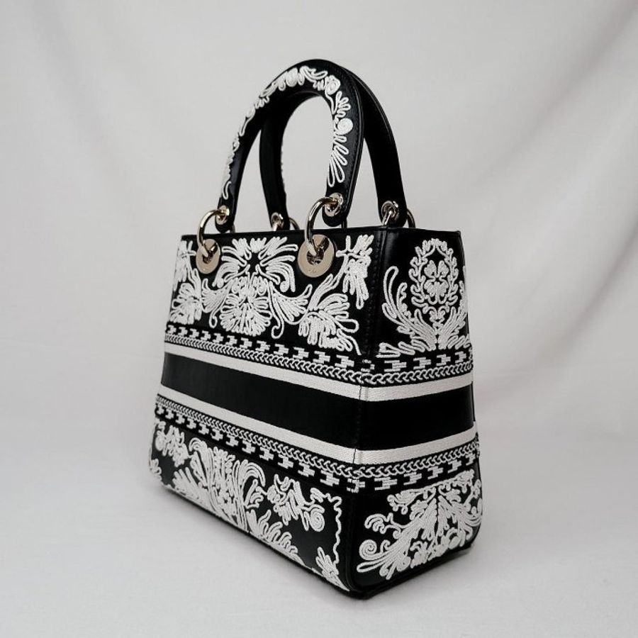 DIOR Lady D-Lite黑白刺繡黛妃包-4