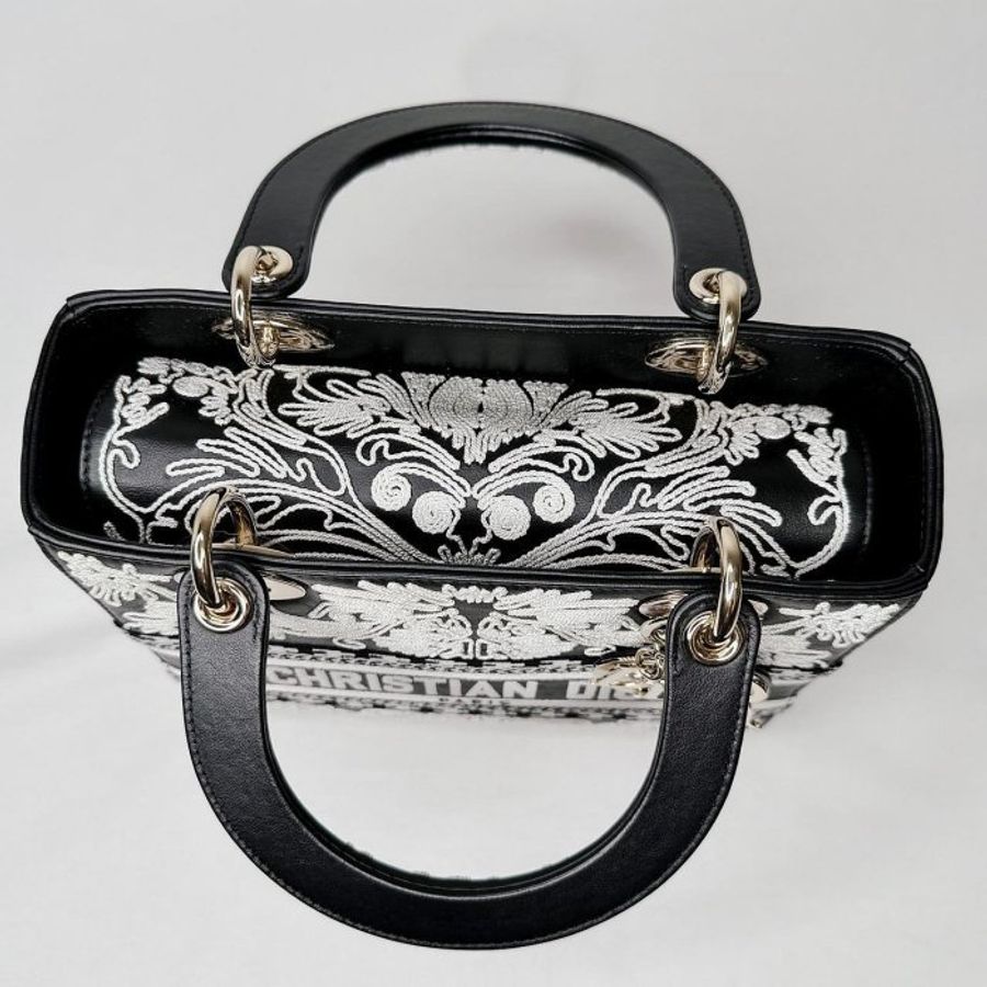 DIOR Lady D-Lite黑白刺繡黛妃包-6