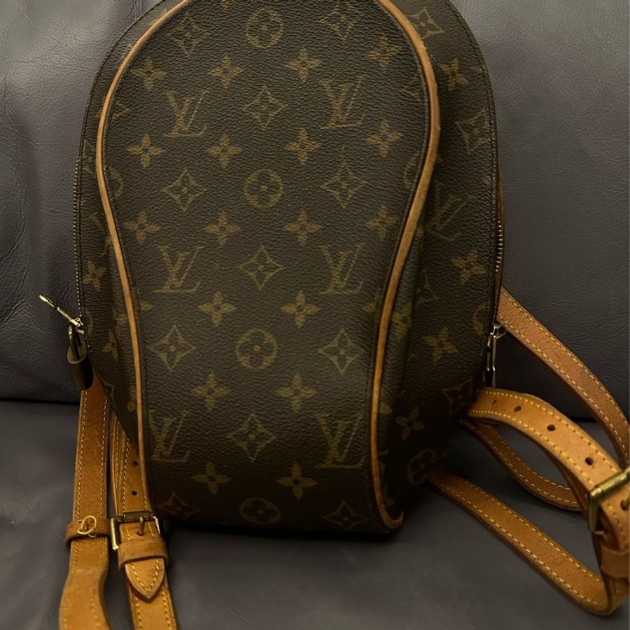 LV絕版貝殼雙肩後背包 真品-0