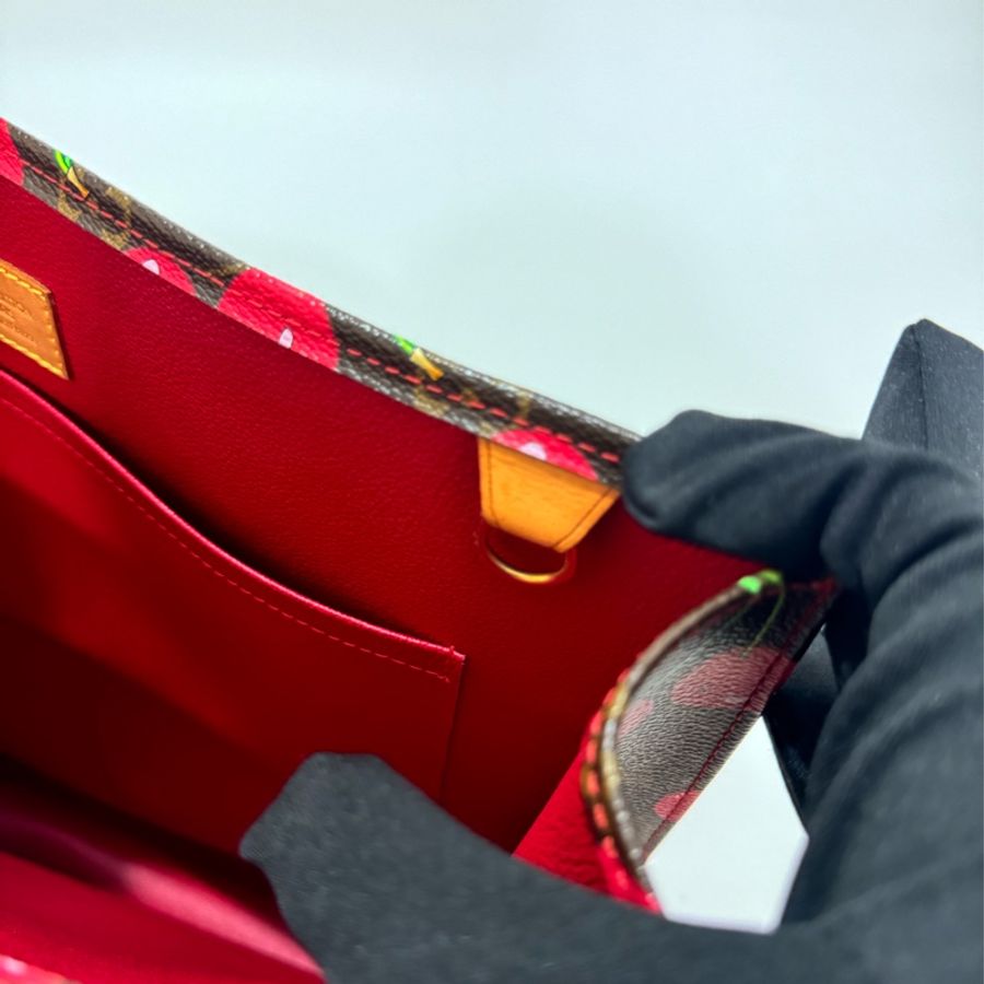 Louis Vuitton x Takashi Murakami Monogram Cerises Sac Plat-21