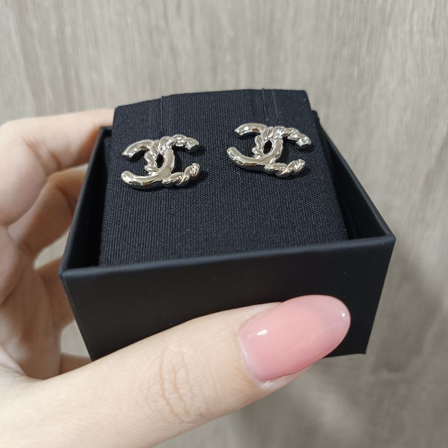 Chanel 25C 雙C麻花耳環(銀色)-2