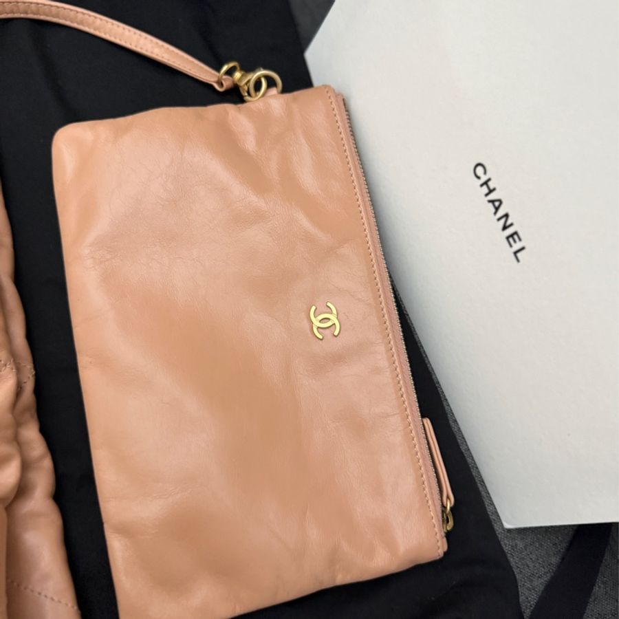 chanel22bag medium 23C 香奈兒垃圾包中號 焦糖色-14
