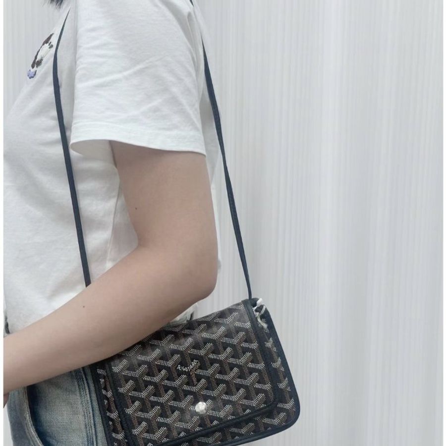 【現貨】Goyard 超級搶手 黑黑 信封包 郵差包 小包當道-0