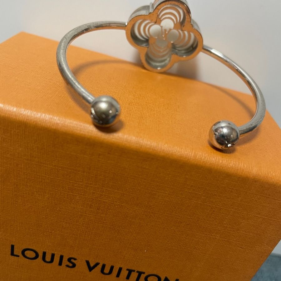 LV 手鈪-2