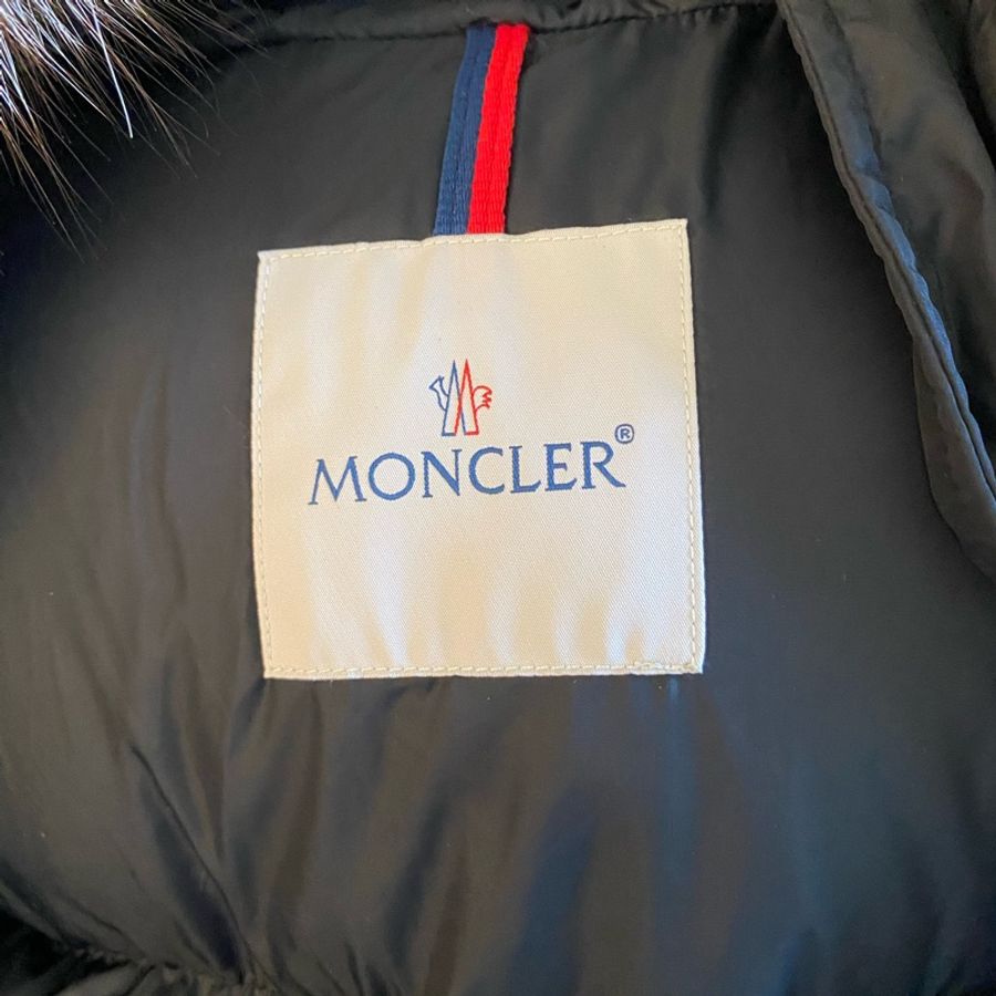Moncler厚款狐狸毛長羽絨大衣-7