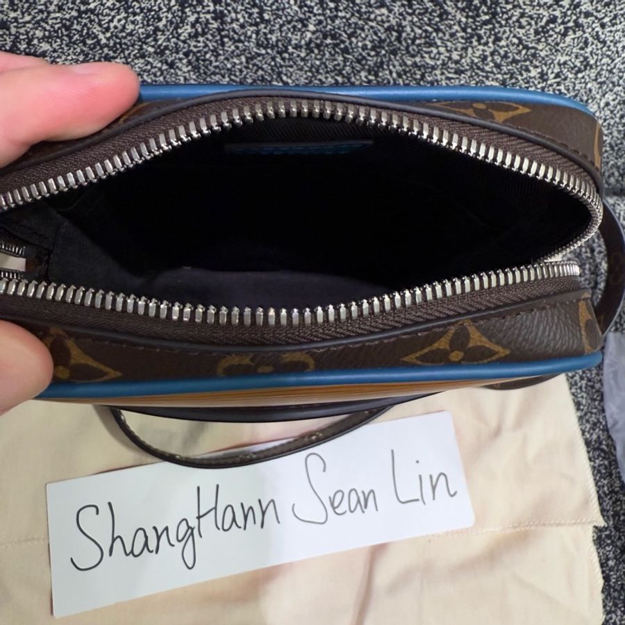 LV M51459 水波紋DANUBE SLIM 拼色皮革相機包-6