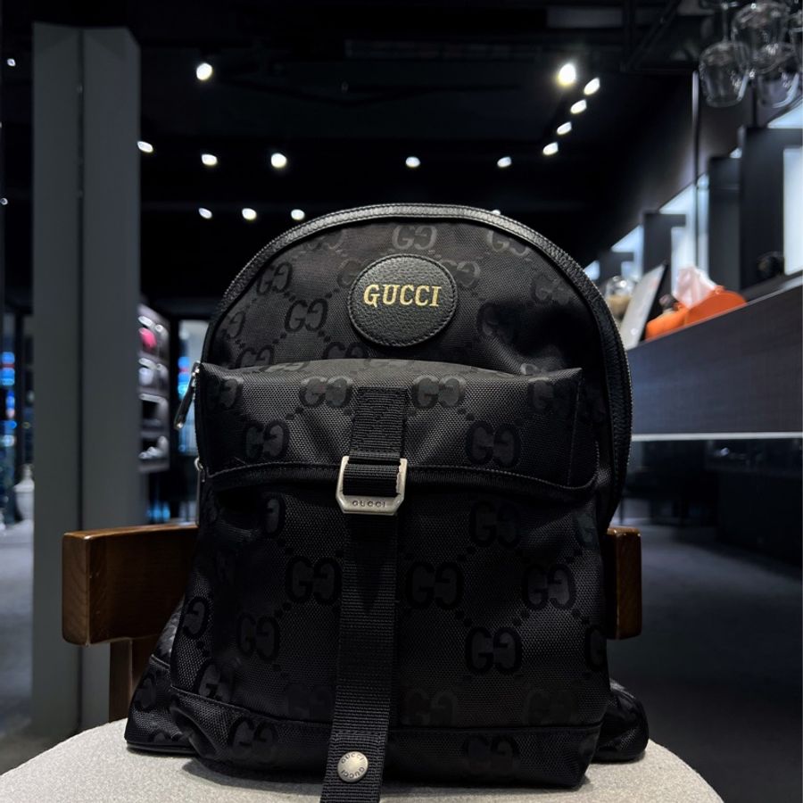 ► GUCCI 🔸Off The Grid🔸經典緹花尼龍休閒後背包-0