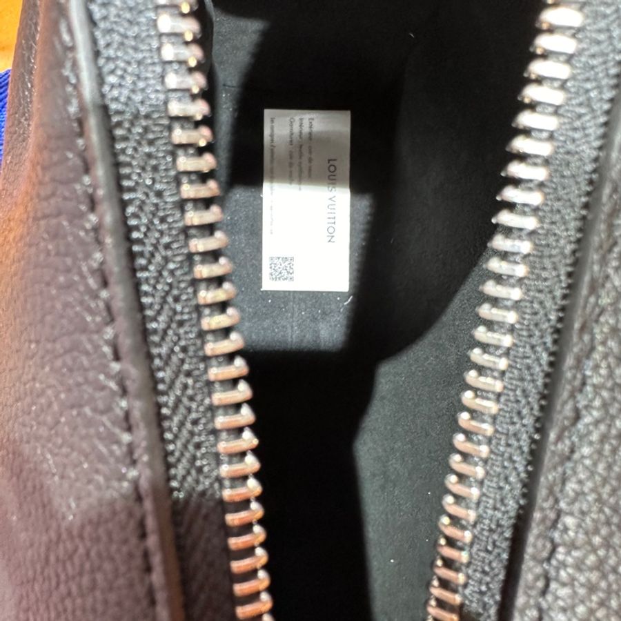 LOUIS VUITTON LV 路易威登 M25160 全皮軟盒子系列 Side Trunk 中號手袋-13