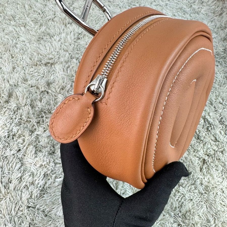 愛馬仕 Hermes In The Loop豬鼻子腰包/斜背包/胸前包 多種背法 金棕銀 W刻-10