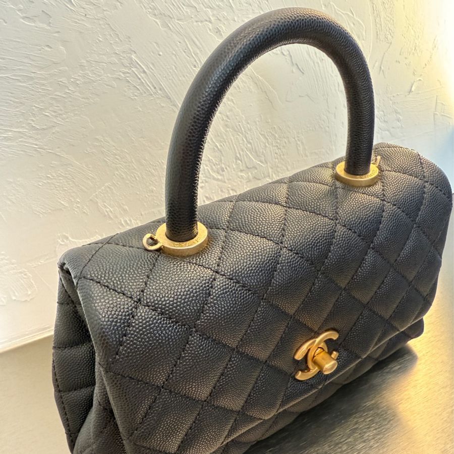 CHANEL香奈兒 COCO handle 24cm 荔枝皮 黑金-1