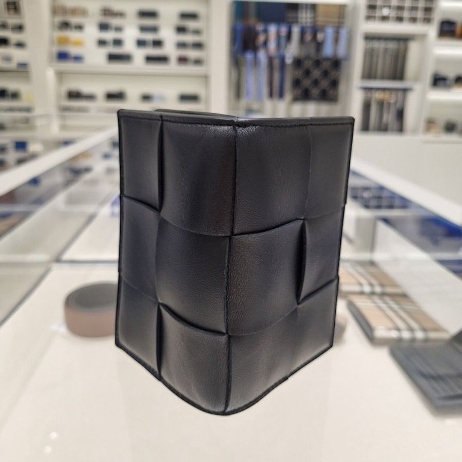 Bottega Veneta 651396 小羊皮大格編織名片信用卡夾 黑色-3