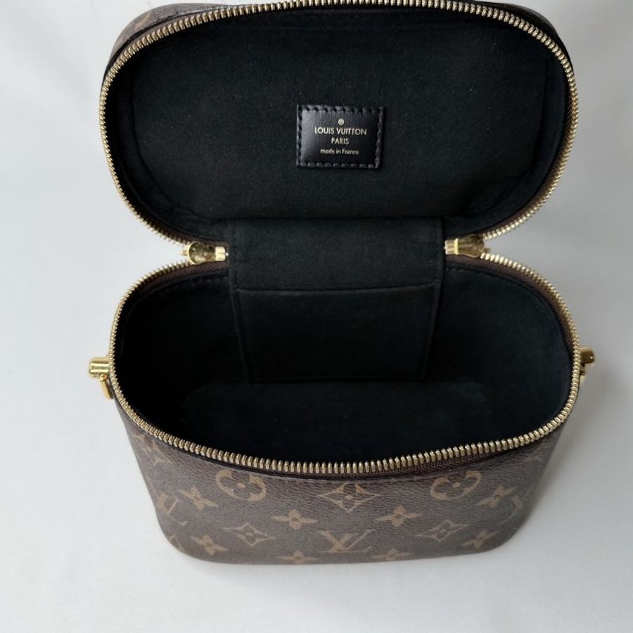 LV Vanity PM鏈帶化妝箱包-6
