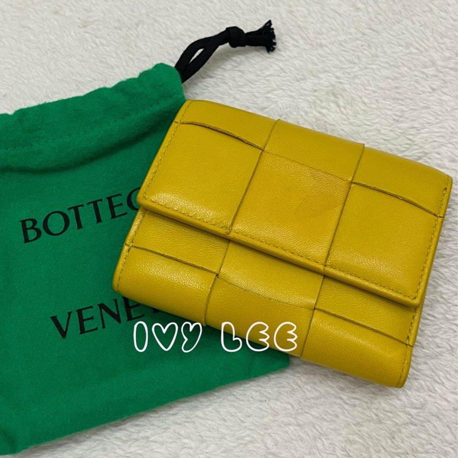 BOTTEGA VENETA 寶緹嘉  Cassette 寬編織 羊皮三折 短夾 芥末黃 黃色 二手精品-22