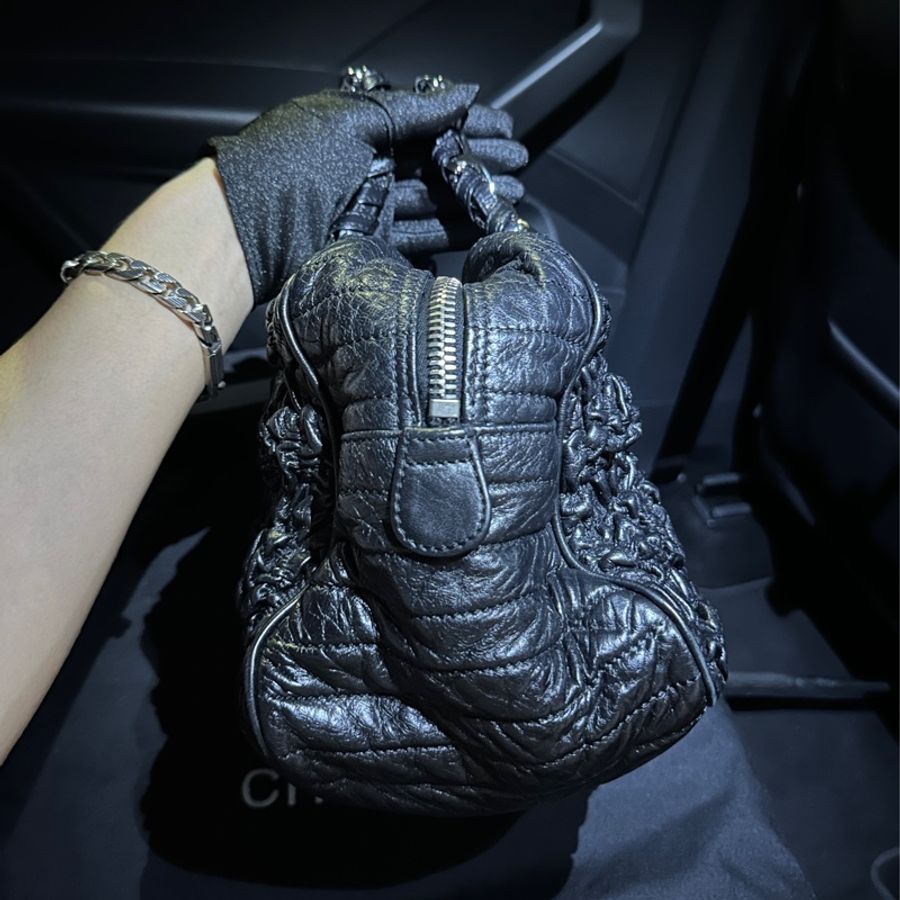 Chanel黑銀皺摺波士頓包🩶95新有標有卡🔥🉑當旅行袋 耐裝耐用-6