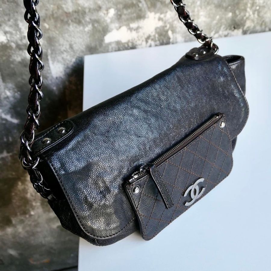 CHANEL 絕美魚子醬牛皮🖤機車包/腋下包 無痛入手-5