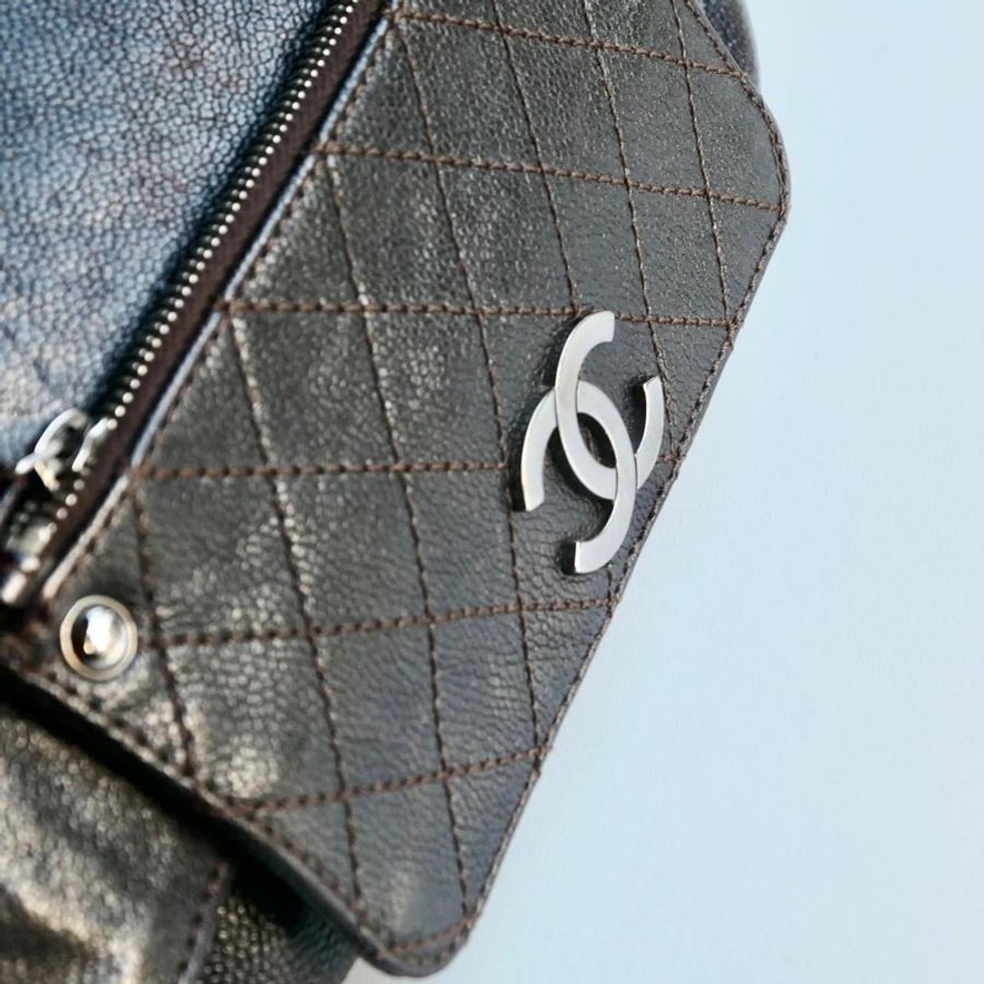 CHANEL 絕美魚子醬牛皮🖤機車包/腋下包 無痛入手-7