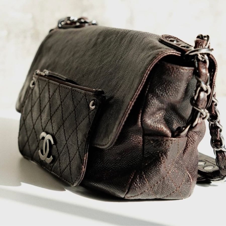 CHANEL 絕美魚子醬牛皮🖤機車包/腋下包 無痛入手-12