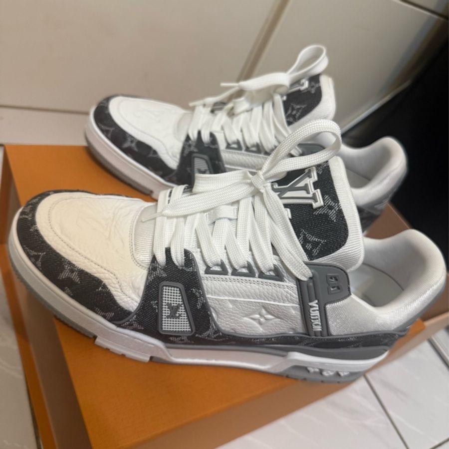 LV trainer 灰白-4