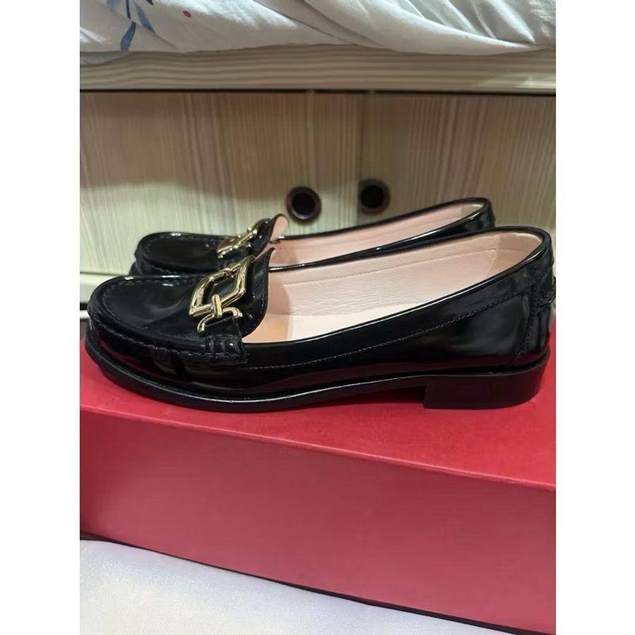 🌹最後一次降價🌹 Roger vivier 金色方釦 休閒鞋38-2
