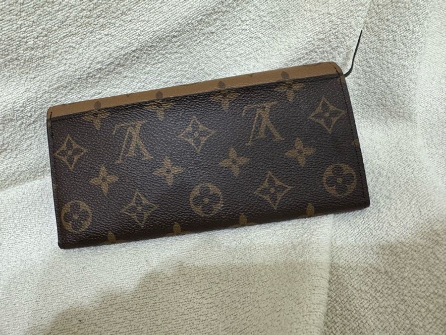 LOUIS VUITTON Emilie 錢包-2