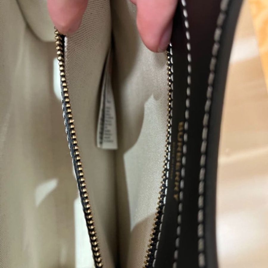 Burberry 80393631 徽標帆布拼皮革迷你Pocket 包 黑色/棕褐色【促銷品】-11
