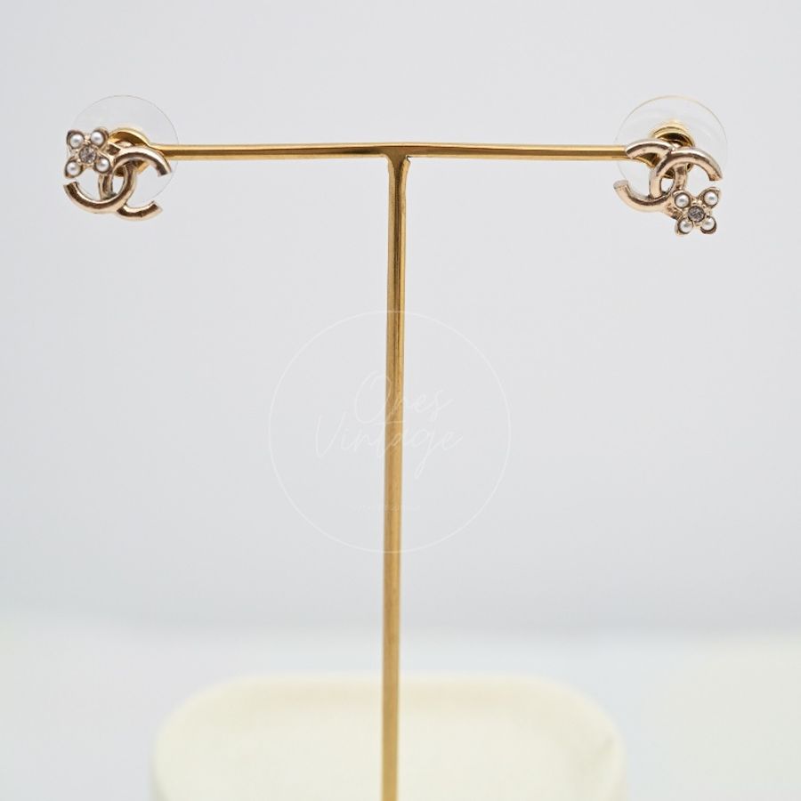 [Brand New] Chanel CC Pearl Lucky Clover Gold Earrings-7