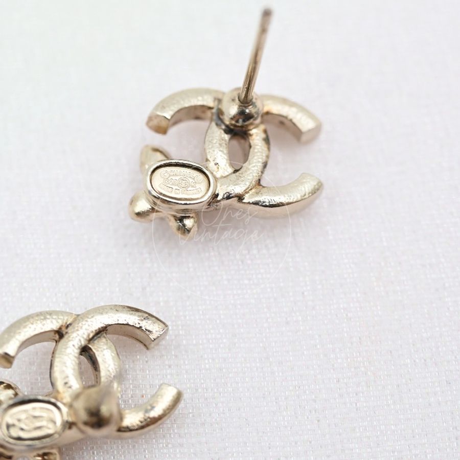 [Brand New] Chanel CC Pearl Lucky Clover Gold Earrings-17