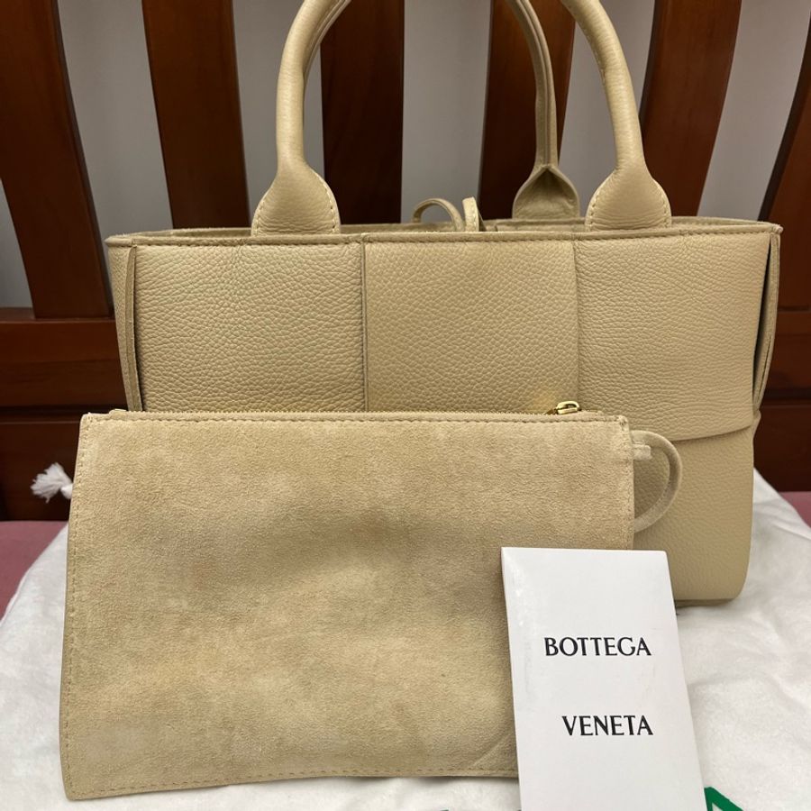 Bottega Veneta-1