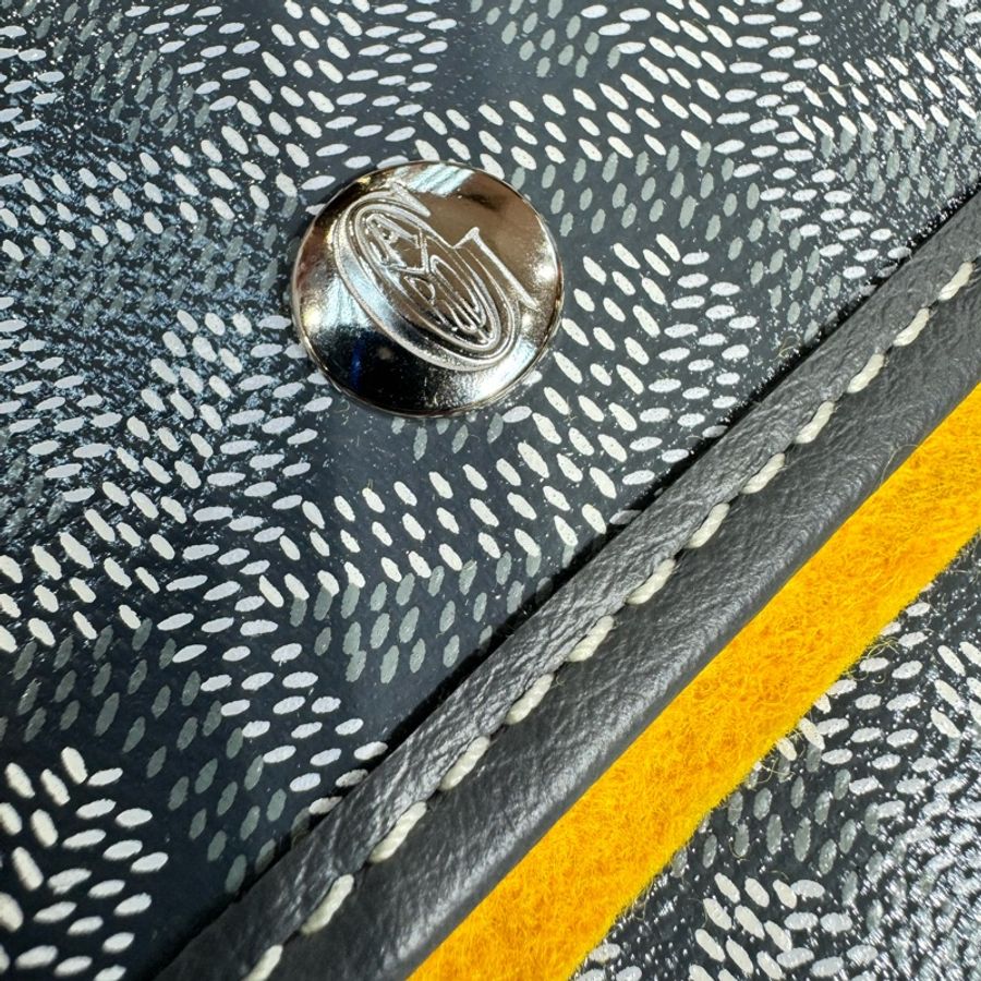 ✨持有香港正品正貨標籤公司✨ Goyard 灰色Hobo拼奶茶色Love 字-2