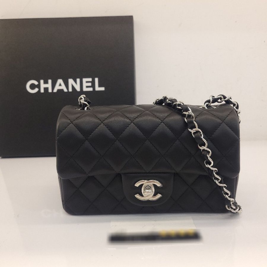 CHANEL MINI COCO菱格紋小羊皮肩背包(黑銀)-0