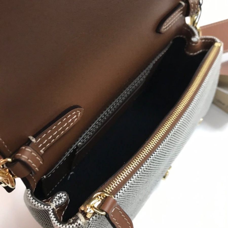 Burberry 80398691 Horseferry 印花帆布及皮革迷你斜背包 黑色/棕褐色【促銷品】-10