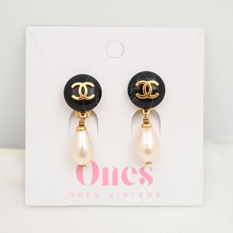 [Pre-owned] Chanel Teardrop Pearl CC Dangle Earrings-22