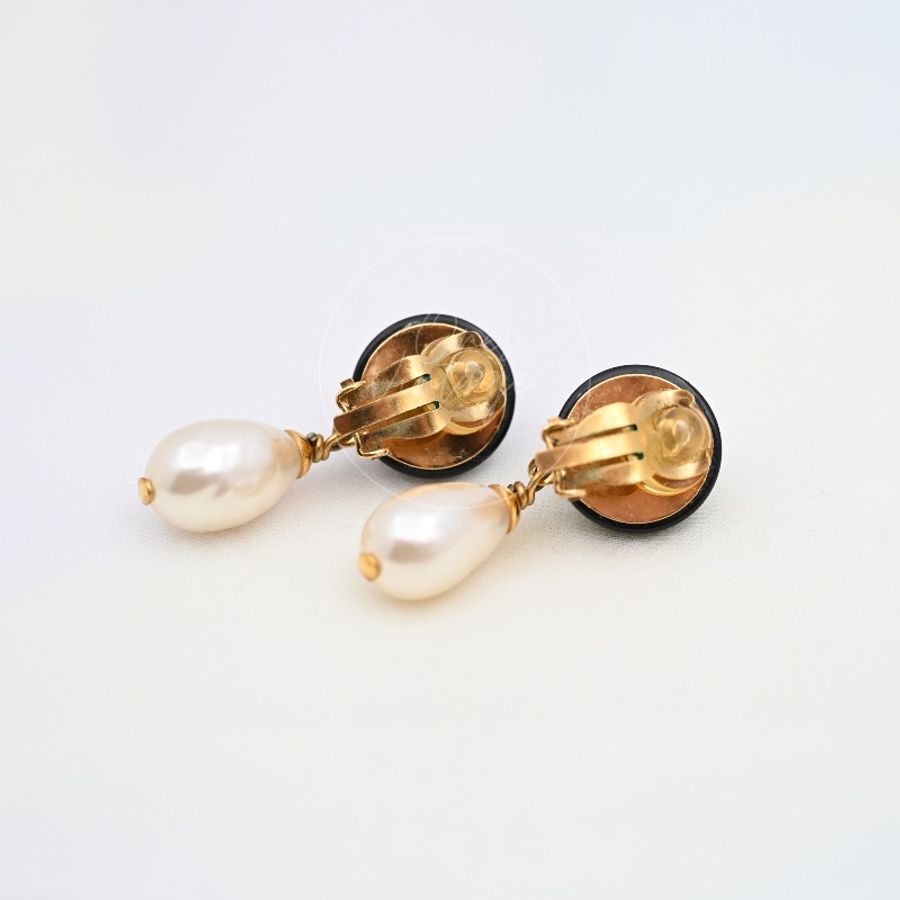 [Pre-owned] Chanel Teardrop Pearl CC Dangle Earrings-28