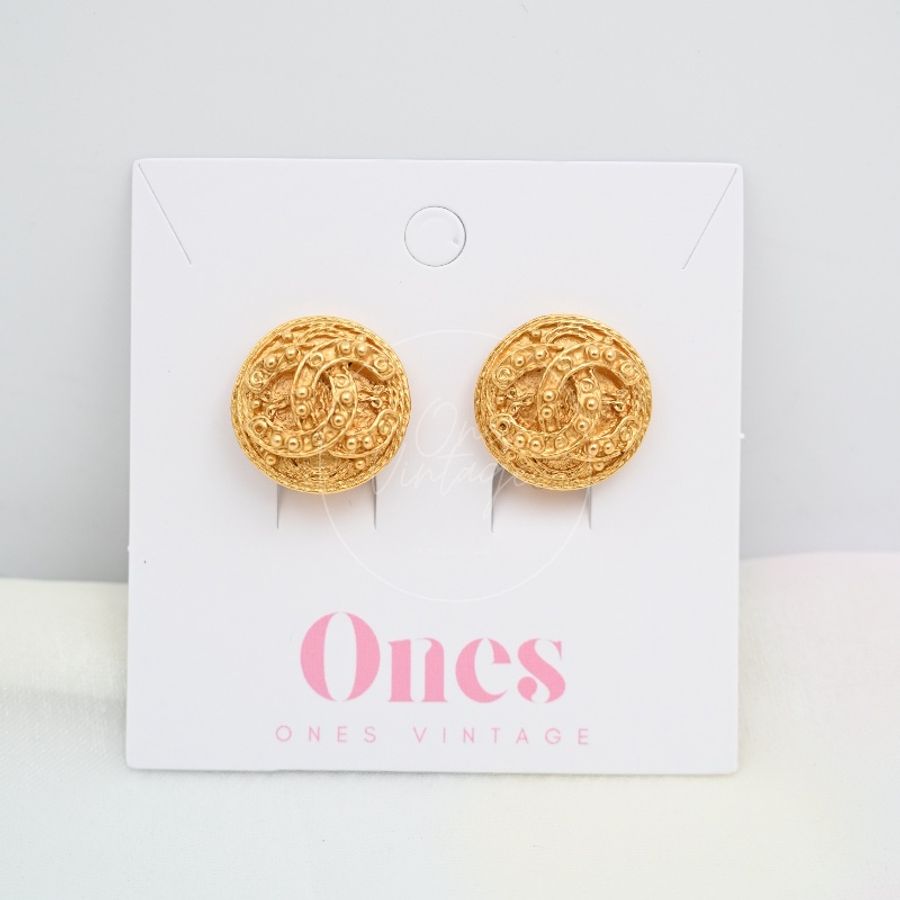 [Pre-owned] Chanel Vintage Gold CC Filigree Earrings-5
