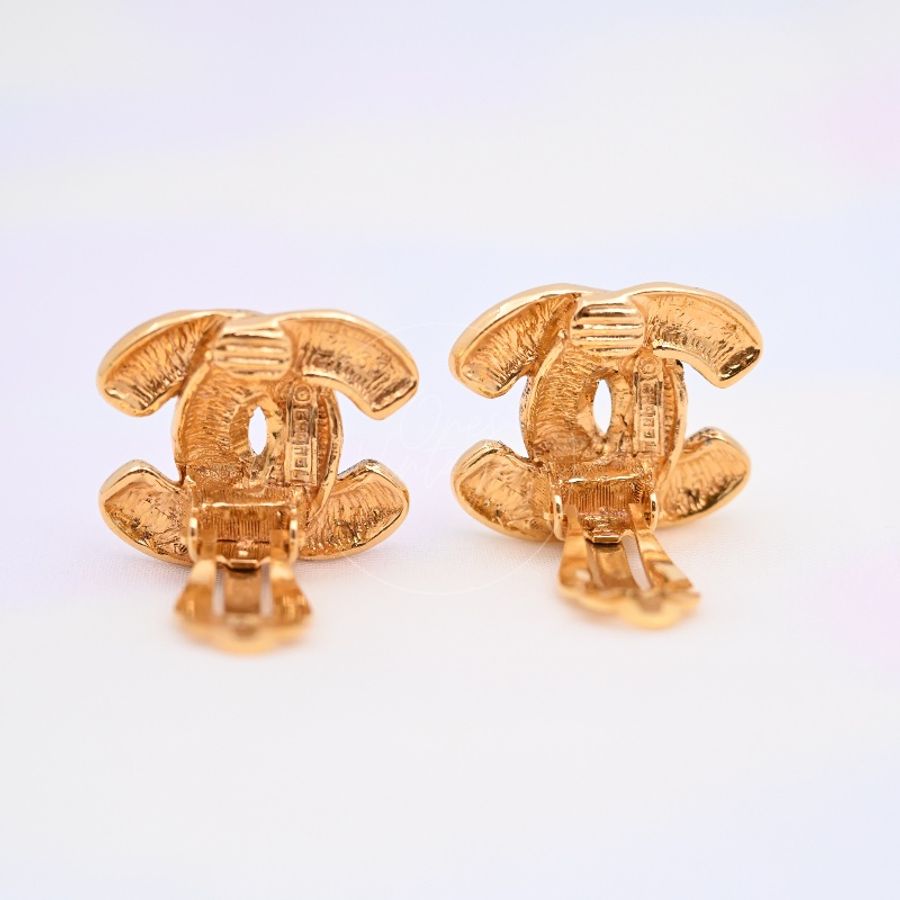 [Pre-owned] Chanel Vintage CC Earrings Clip-On Gold-16