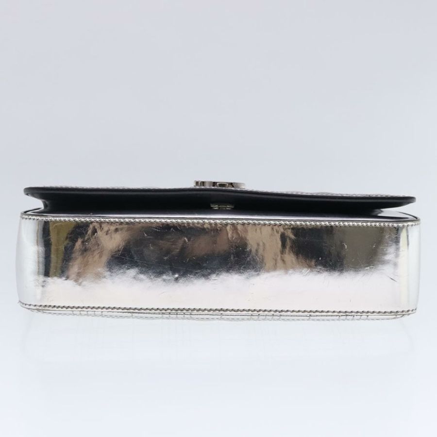 【日本直送】BURBERRY 鏈條單肩包 漆皮 銀色 正品 95065-4